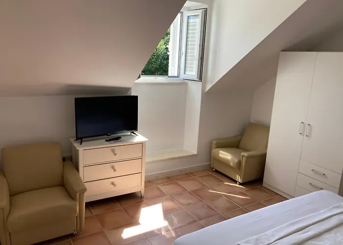 Guesthouse Libertas 1